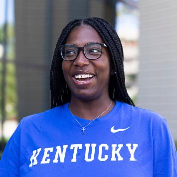 Student headshot, Kayla Gales, senior